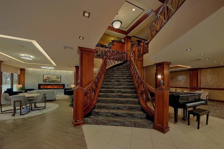 Hotel 71 of 90
