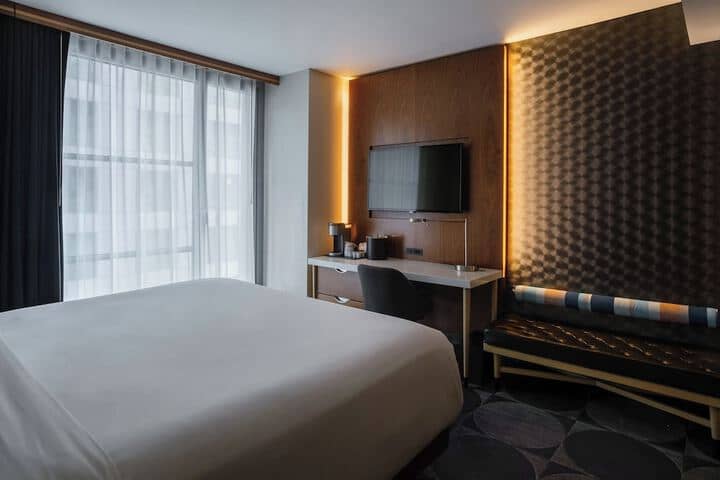 Room 29 of 134