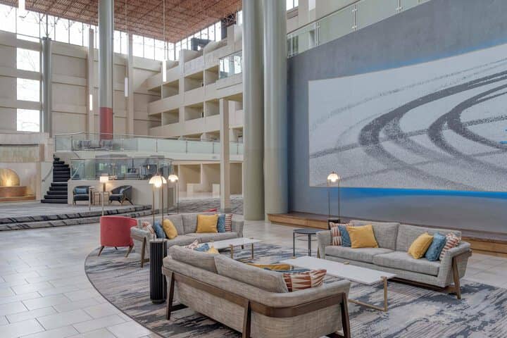 Hotel 52 of 53
