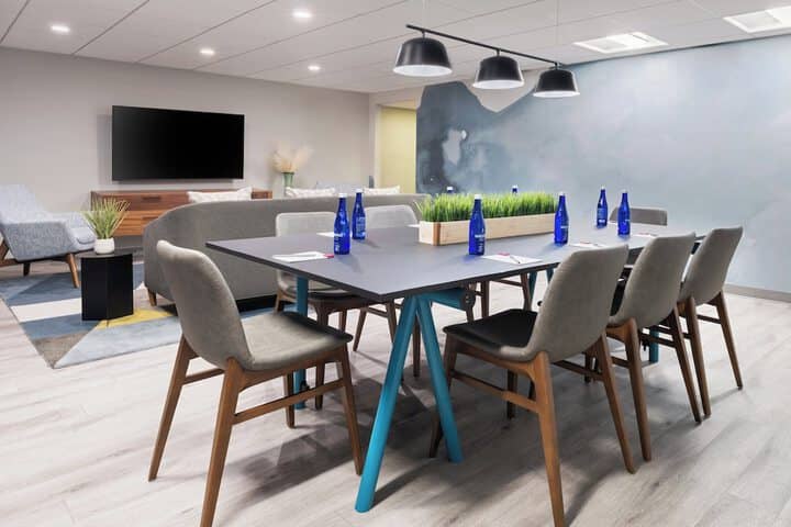 Meeting facility