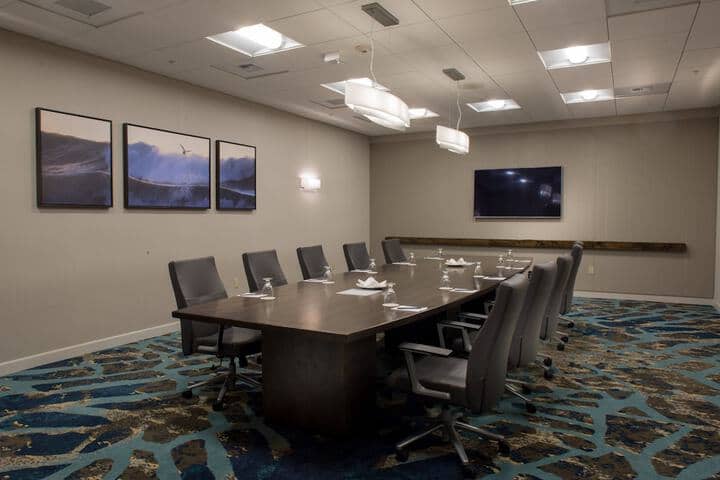 Meeting facility
