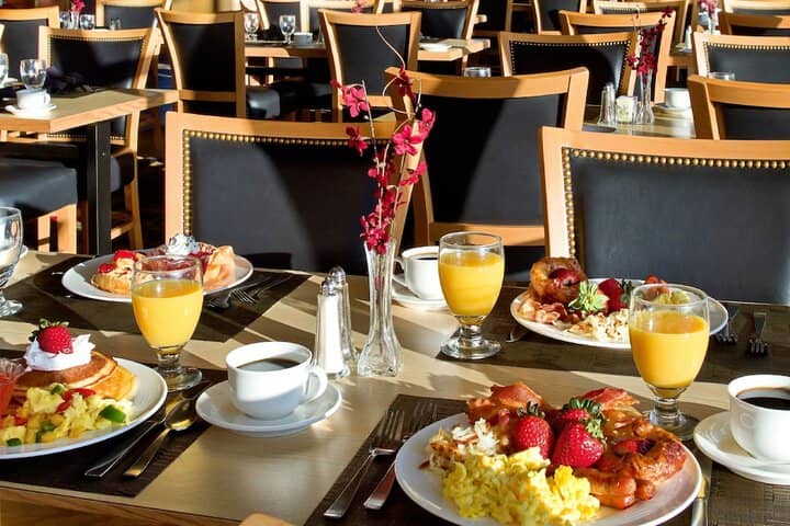 Breakfast/Coffee Service 63 of 107